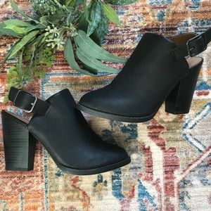 Strapped Heels Size 8